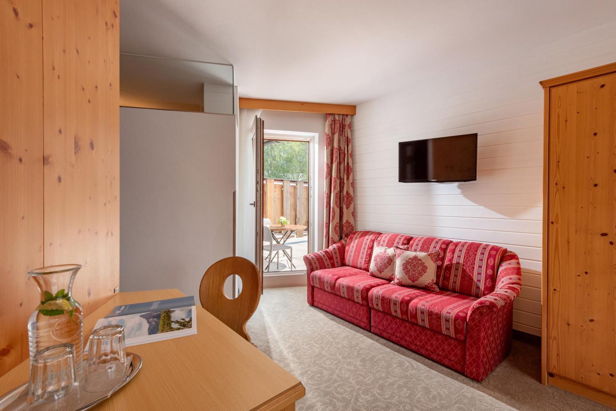 Hotel Tiroler Stuben Worgl Exterior photo